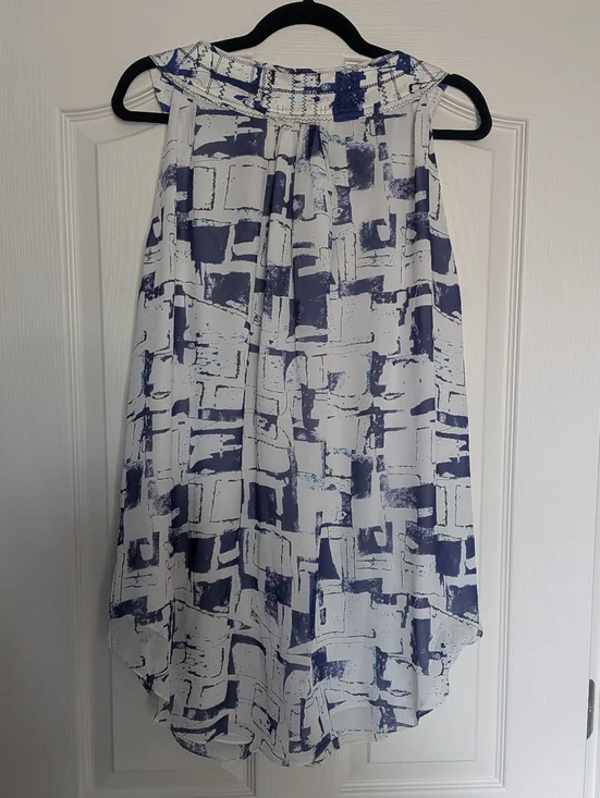 Etcetera White and Navy Printed Round Neck Sleeveless Silk Blouse - Picture 3 of 7
